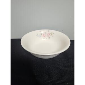 Pfaltzgraff Tea Rose 8.75 inch Vegetable serving bowl